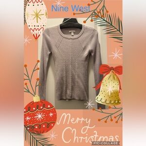 Nine West Light Gray Knit Top Size PXS..Fits Reg Size 4